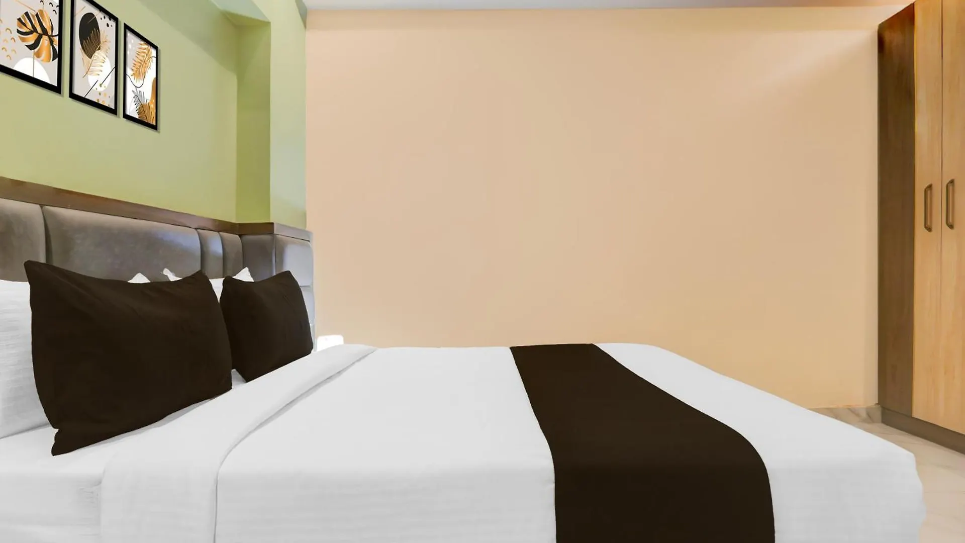 ורנאסי Hotel O Shivay Palace 3*,