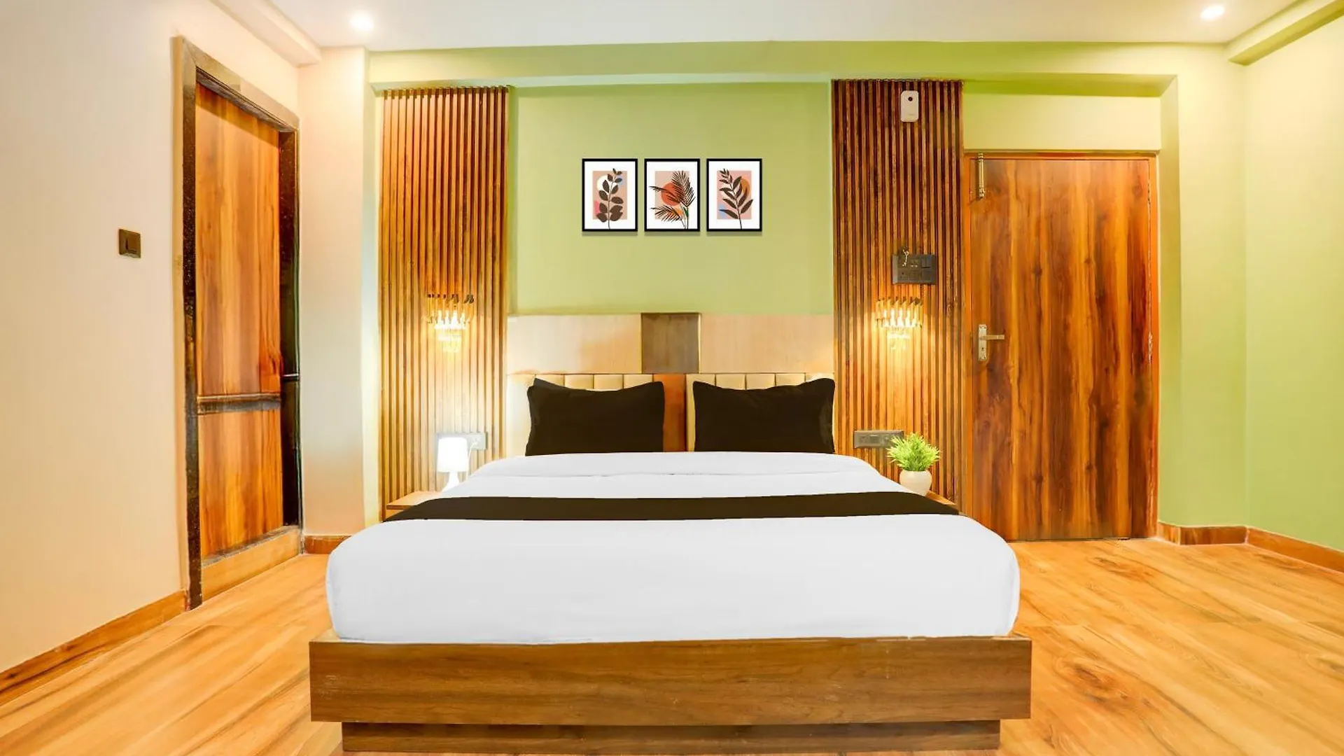 ***  ורנאסי Hotel O Shivay Palace הודו